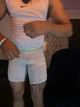 mikemacluffy online show from 4, 2, 2025