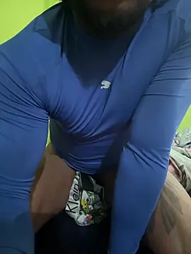 mikemacluffy online show from 15, 4, 2026