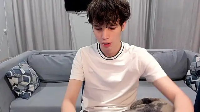 Im Shine Guy online show from 2, 12, 2024