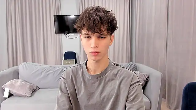 Im Shine Guy online show from 19, 12, 2024