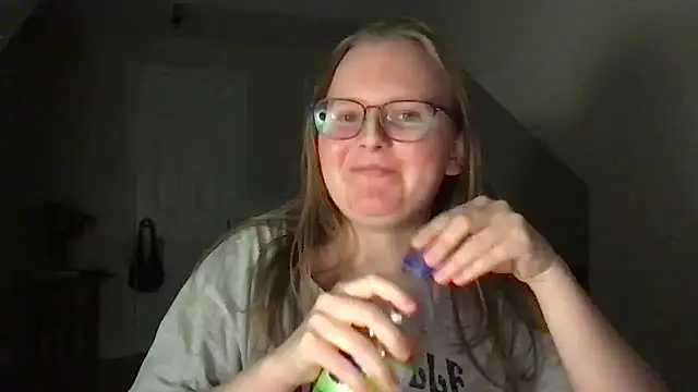 lexie lilacs online show from 18, 1, 2025