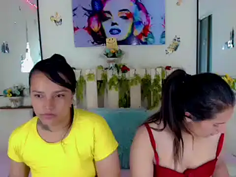 Sharon et Khloe12 online show from 4, 1, 2025