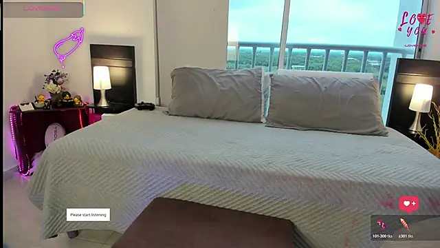 AndreaVelasco online show from 24, 4, 2026