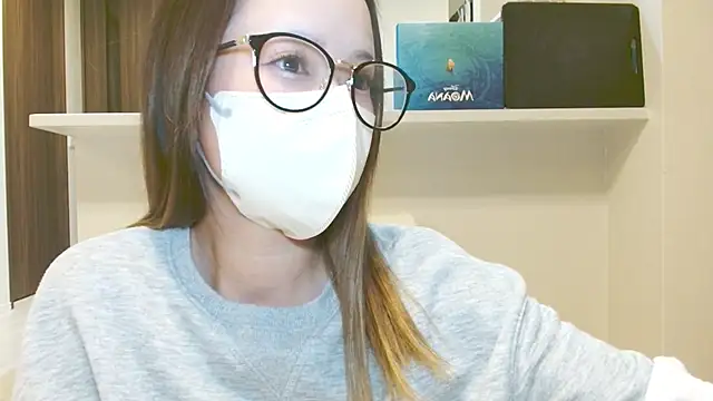  hina chan  online show from 15, 10, 2025