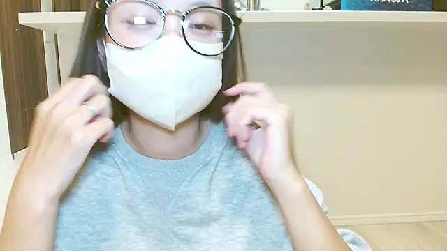  hina chan  online show from 15, 11, 2025