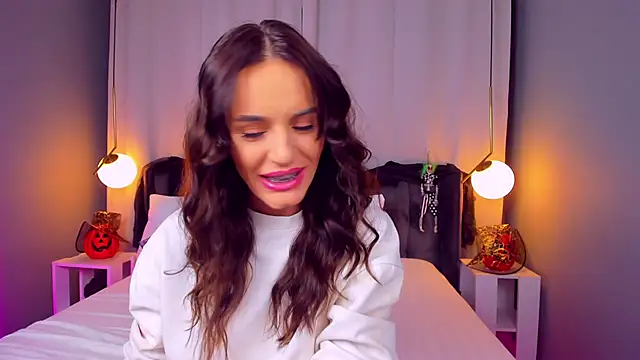 Snapshot of CarlaWhite chatting on 2, 11, 2025 CarlaWhite online show from 2, 11, 2025