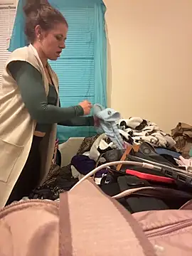 HotMessStilltheBest online show from 7, 11, 2025