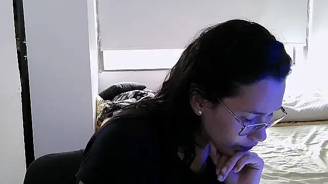 luxandracon23 online show from 11, 10, 2025