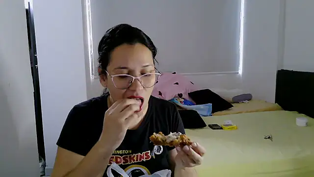 luxandracon23 online show from 10, 10, 2025