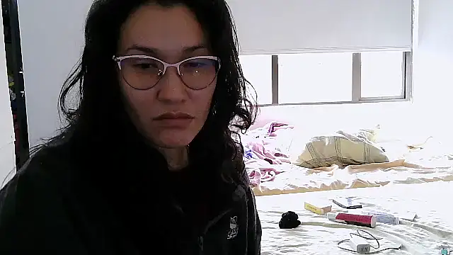 luxandracon23 online show from 12, 10, 2025