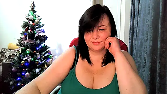 EmiliaLooo online show from 8, 1, 2026