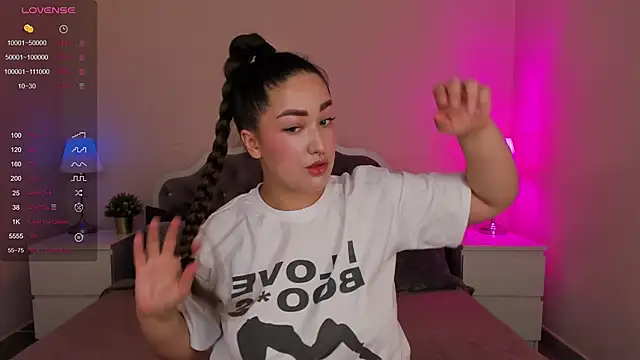 Aria Blisss online show from 11, 9, 2025