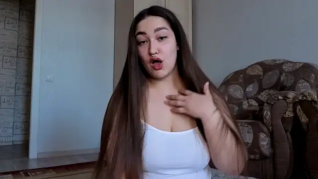 Aria Blisss online show from 2, 4, 2026