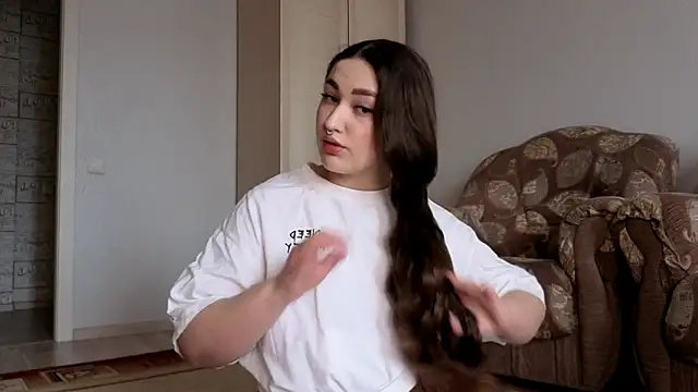 Aria Blisss online show from 13, 4, 2026