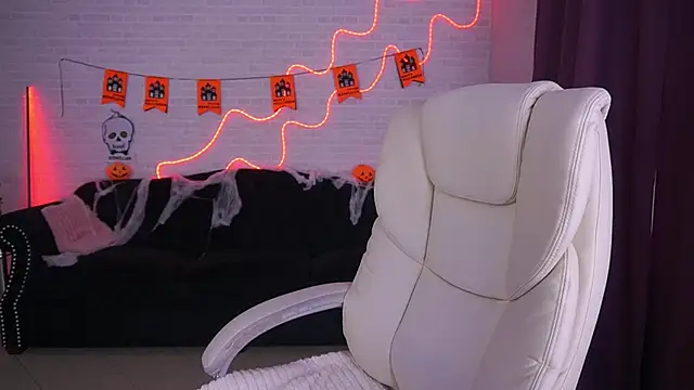 MilashaLovely online show from 31, 10, 2025