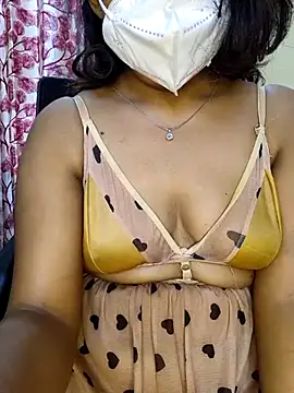 deslisexpriya online show from 18, 3, 2025