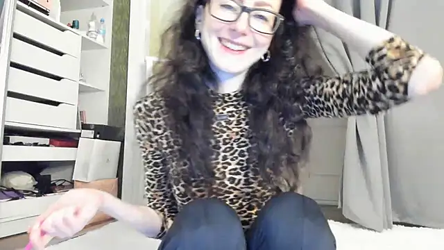 Baby Jewel online show from 14, 11, 2025