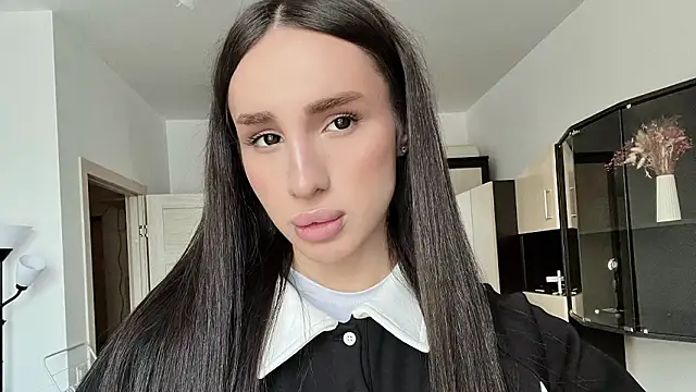 Kim Oberlin  online show from 12, 3, 2026