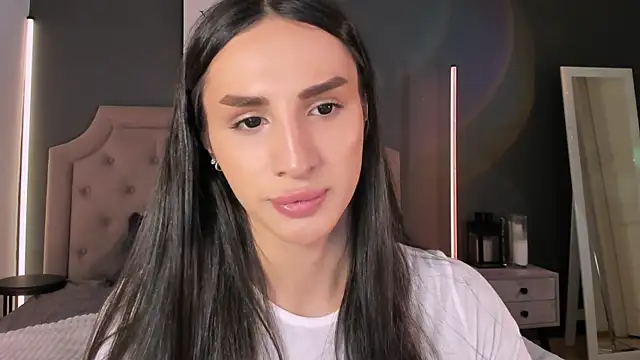 Kim Oberlin  online show from 10, 11, 2025