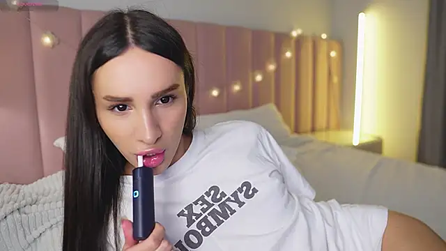 Kim Oberlin  online show from 30, 11, 2025