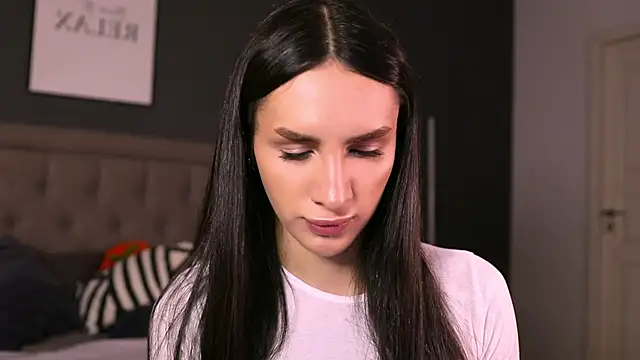 Kim Oberlin  online show from 26, 10, 2025