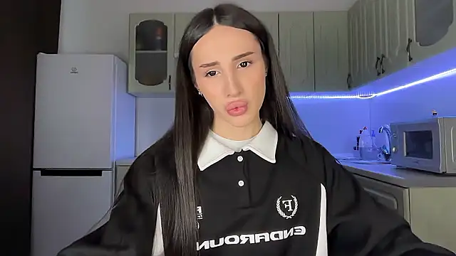 Kim Oberlin  online show from 11, 2, 2026