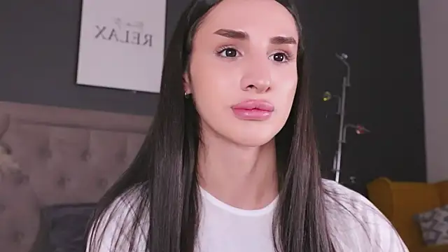 Kim Oberlin  online show from 5, 10, 2025