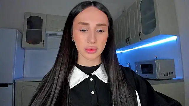 Kim Oberlin  online show from 6, 2, 2026