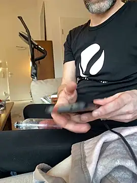 Snapshot of Gilgamesch1704 chatting on 29, 1, 2025 Gilgamesch1704 online show from 29, 1, 2025