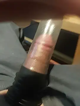 Snapshot of Gilgamesch1704 chatting on 3, 1, 2025 Gilgamesch1704 online show from 3, 1, 2025