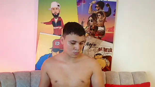 couple lovelyds online show from 5, 3, 2026