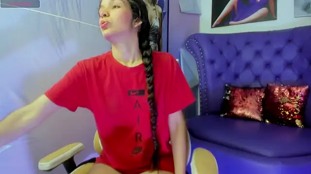 ariana  sweet  online show from 29, 11, 2025