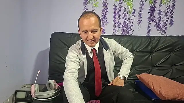 yazforeSolo online show from 13, 11, 2025