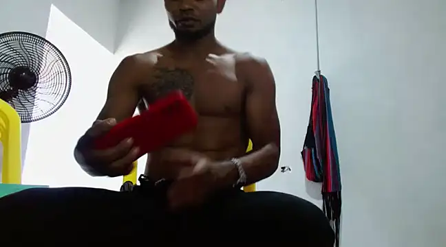 fernandez latinblackk online show from 9, 3, 2025