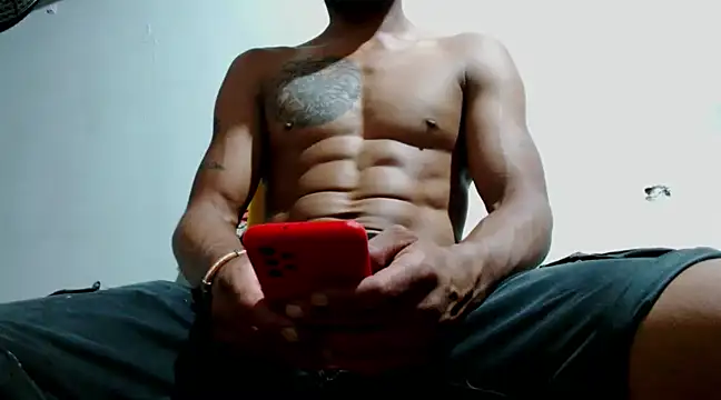 fernandez latinblackk online show from 28, 2, 2025