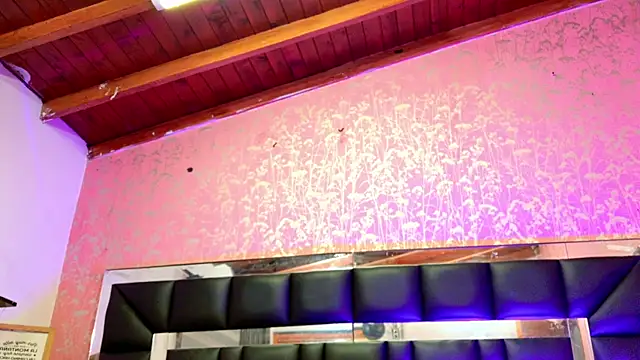 Snapshot of Sofia_martiin chatting on 31, 10, 2025 Sofia martiin online show from 31, 10, 2025