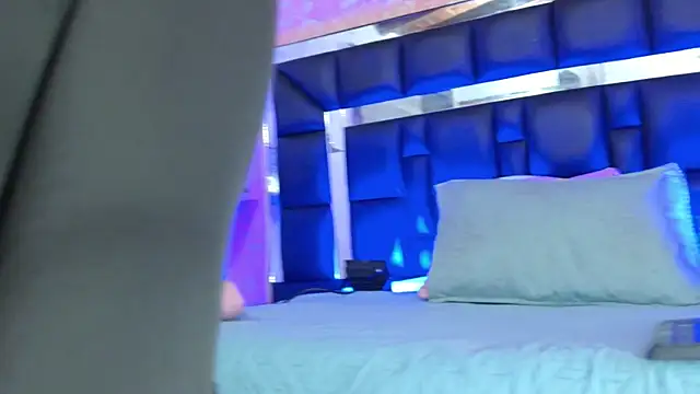 Snapshot of Sofia_martiin chatting on 18, 9, 2025 Sofia martiin online show from 18, 9, 2025