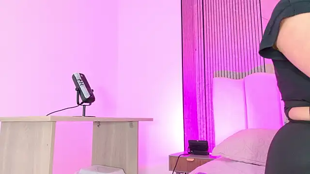 Sofia martiin online show from 1, 3, 2026