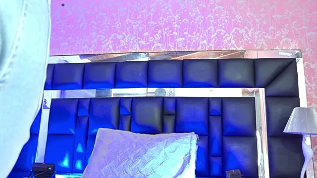 Snapshot of Sofia_martiin chatting on 16, 9, 2025 Sofia martiin online show from 16, 9, 2025