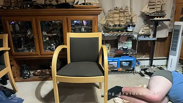 Snapshot of ScubaStevex chatting on 7, 5, 2026 ScubaStevex online show from 7, 5, 2026