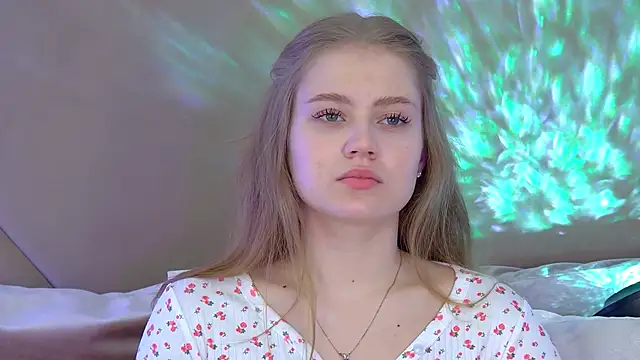 SelinSwarovski online show from 5, 10, 2025