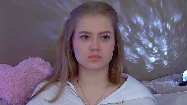 SelinSwarovski online show from 3, 10, 2025