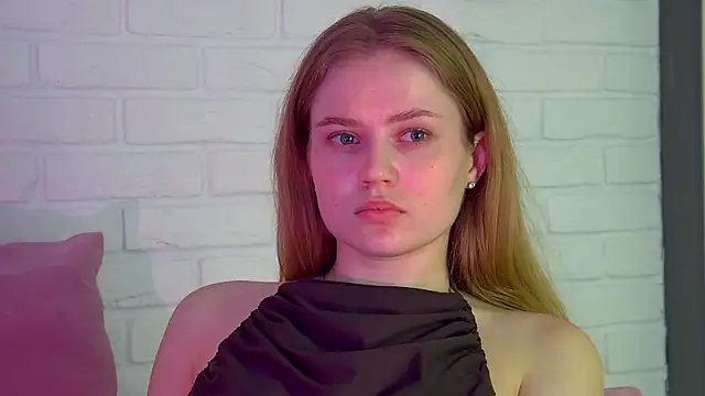 SelinSwarovski online show from 12, 11, 2025