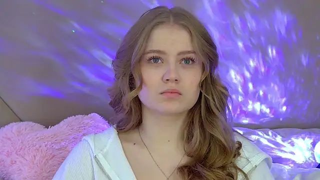 SelinSwarovski online show from 4, 10, 2025