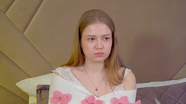 SelinSwarovski online show from 20, 12, 2025