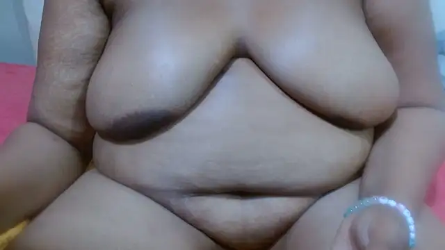 AuntyBigMadam87 online show from 8, 5, 2026