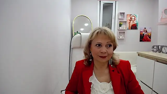 Milla Cutie18 online show from 4, 5, 2026
