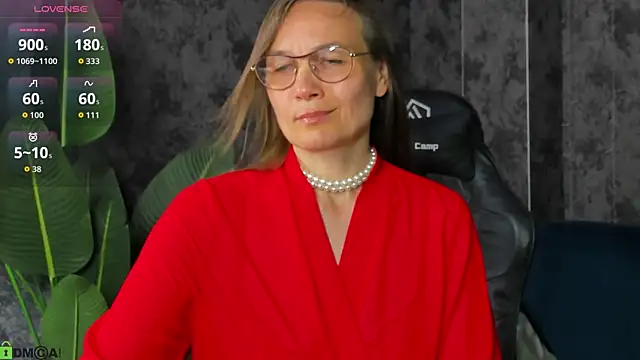 Lillian White online show from 22, 6, 2026