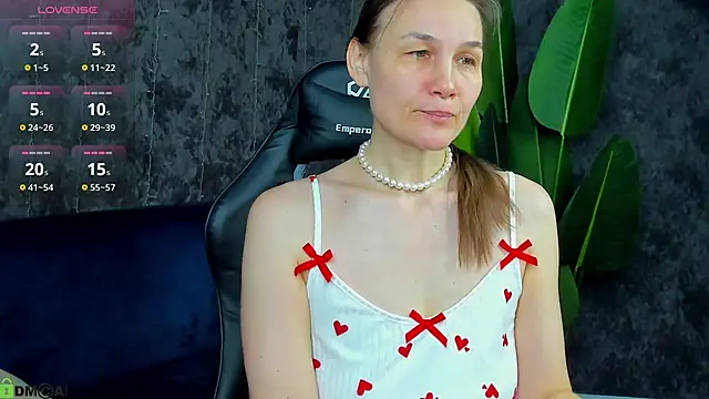 Lillian White online show from 11, 2, 2026