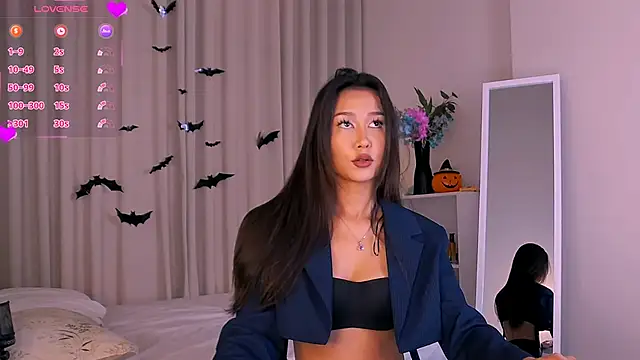 Melissa Mone online show from 29, 10, 2025